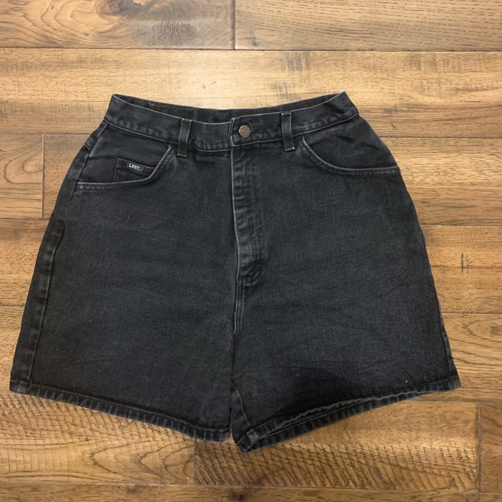 Vintage Lee high waisted mom shorts